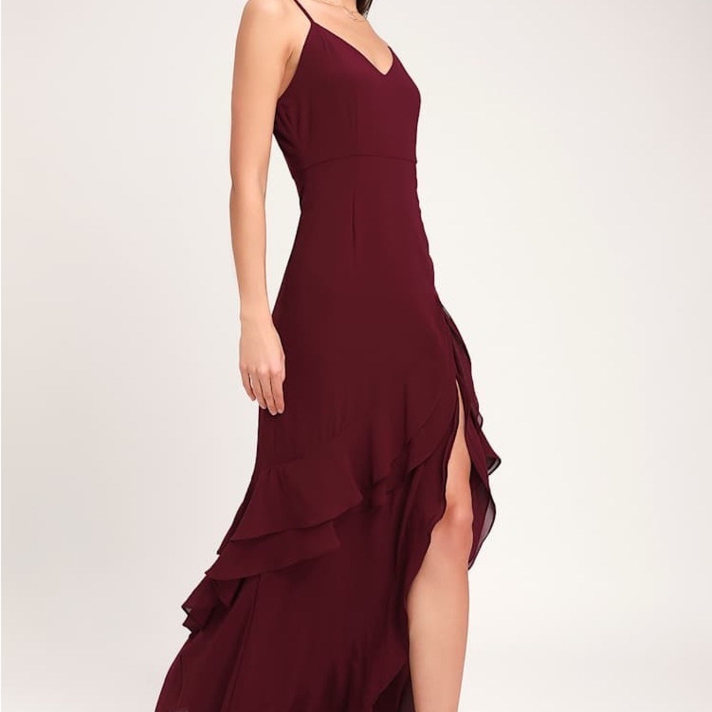 NWOT Lulus Maxi Dress Women L Burgundy Ruffle Lace Up Back Hig Slit Hem Romantic